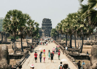 Short-Term Volunteering Overseas—Pros and Cons